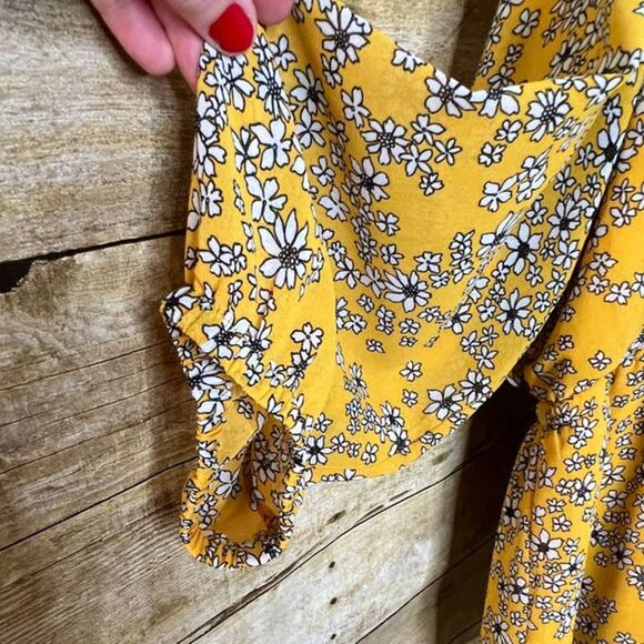 LANE BRYANT CHIFFON FLORAL ILLUSION COLLECTION CASUAL LINED BLOUSE SIZE 18 NWT - Picture 6 of 7